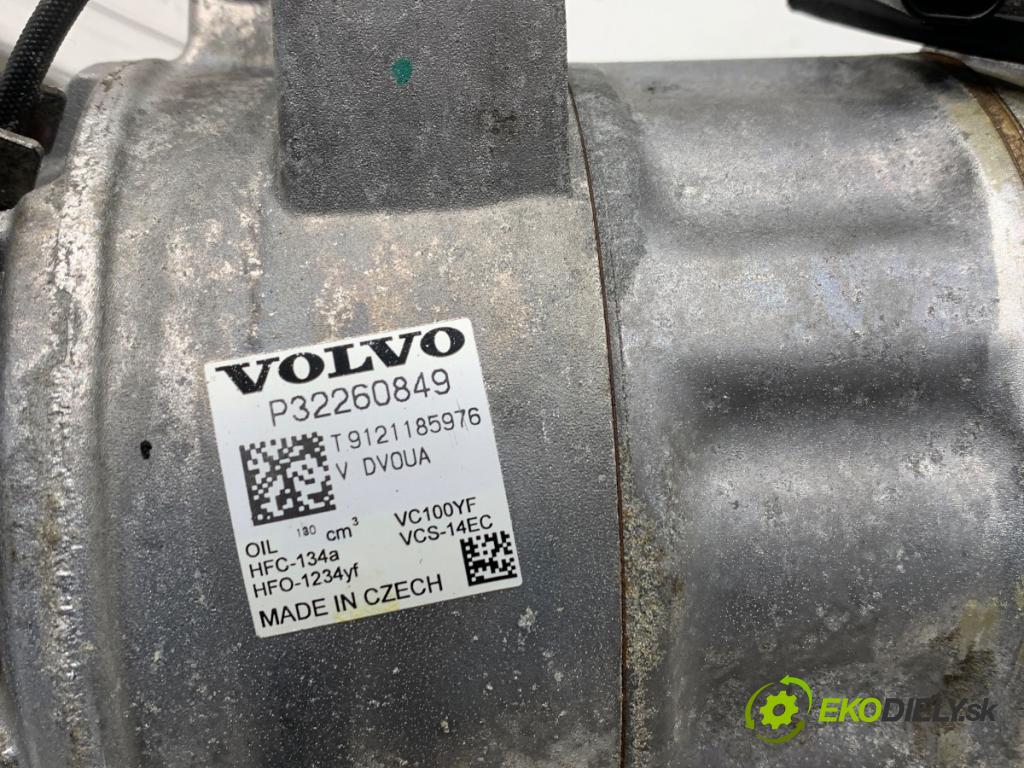 VOLVO S60 III sedan 2020 140 kW T4 1969 kompresor klimatizace 32260849 (Kompresor klimatizace)