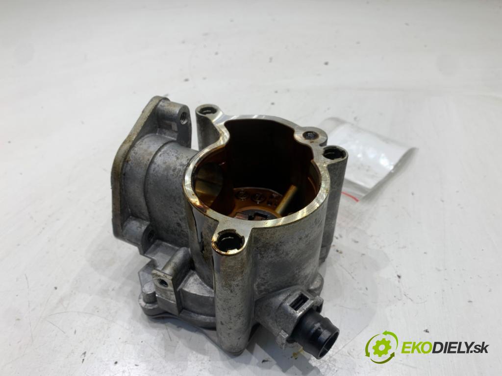 VOLVO S60 III sedan 2020 140 kW T4 1969 pumpa vakuová 31480558