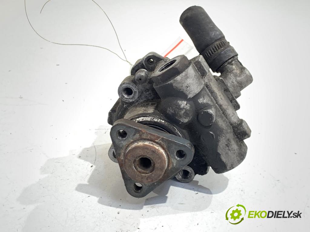 AUDI A4 B6 Kombi 2002 96 kW 1.9 TDI 1896 Pumpa servočerpadlo 8D0145156T (Servočerpadlo)