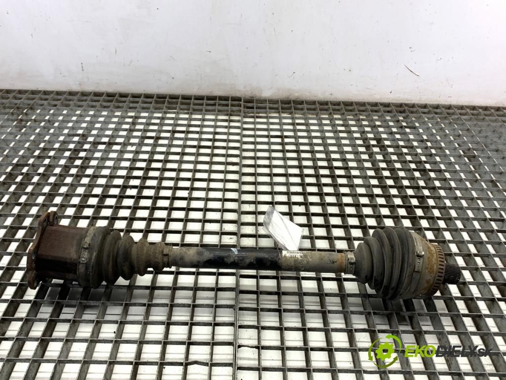 AUDI A4 B6 Kombi 2002 96 kW 1.9 TDI 1896 Poloos pravy predný 