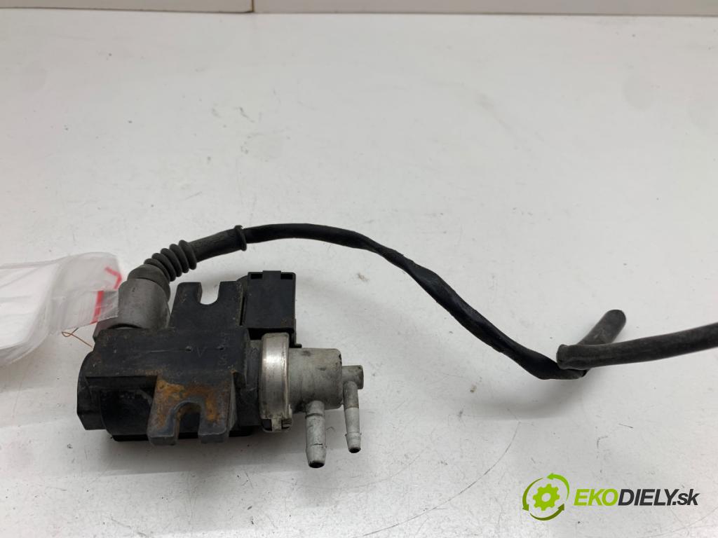 AUDI A4 B6 Kombi 2002 96 kW 1.9 TDI 1896 ventil tlaku 8E0906627C (Ventil)