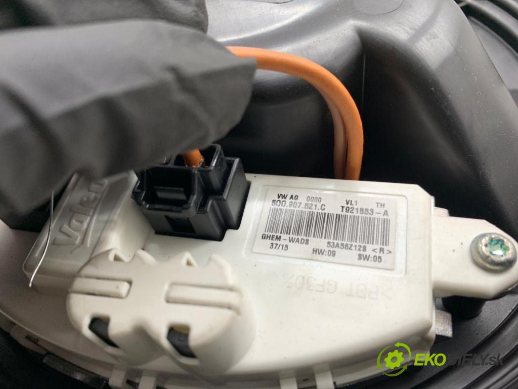 SKODA OCTAVIA III Kombi 2015 110 kW 2.0 TDI 1968 ventilátor kúrenia 5Q1819021B