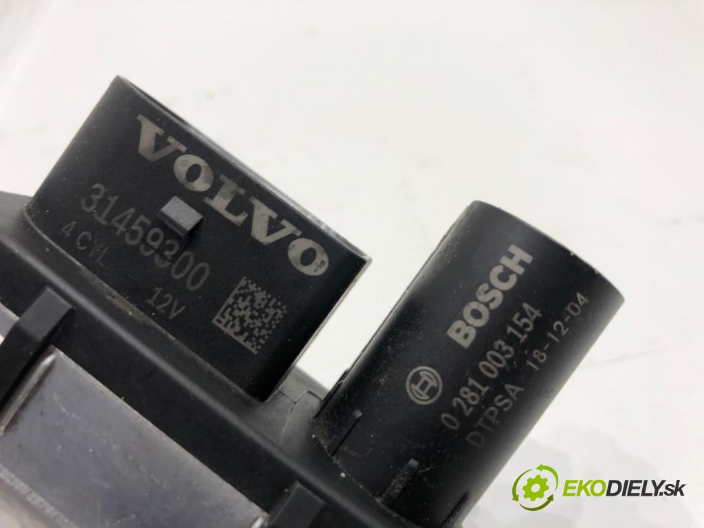 VOLVO V60 II Kombi 2019 140 kW D4 1969 relé svíček žhavení 31459300 (Relé)