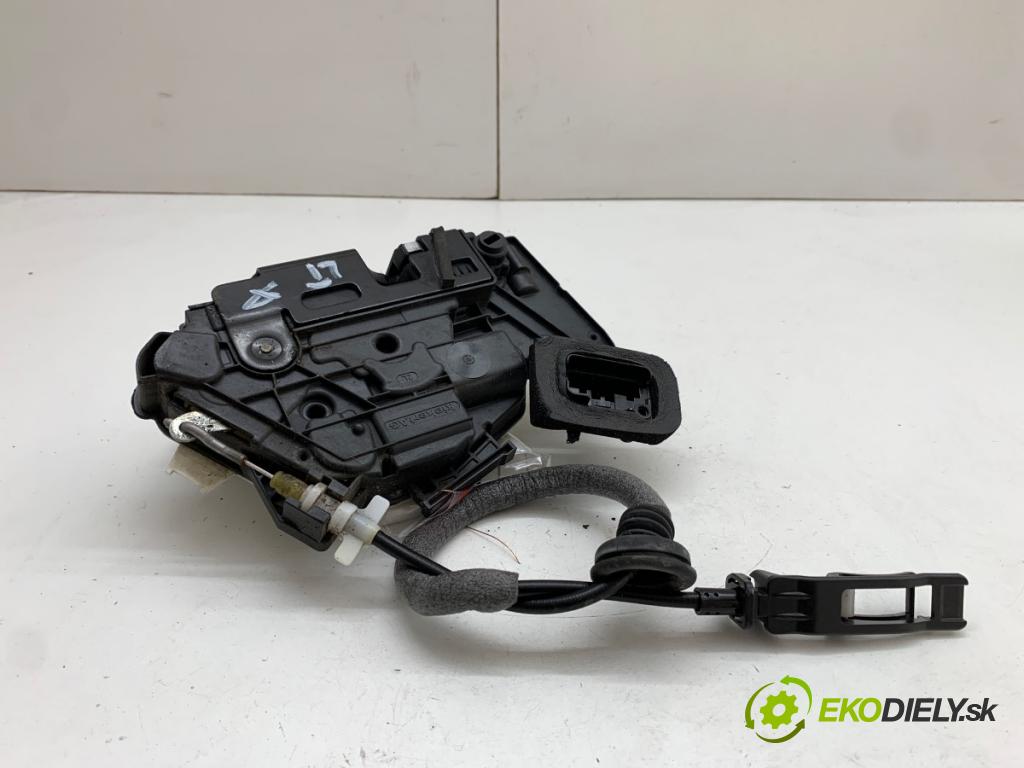 VW GOLF VII liftback 2013 110 kW 2.0 TDI 1968 zámok Dvere ľavy zad 5K4839015Q