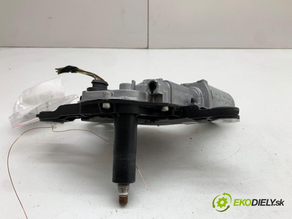 VW GOLF VII liftback 2013 110 kW 2.0 TDI 1968 Motor stieračov zad 5G0955711
