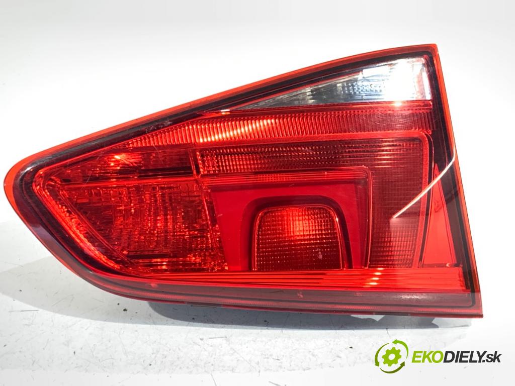 VW GOLF VII liftback 2013 110 kW 2.0 TDI 1968 Svetlo pravy zad vnútorná 5G0945093AC