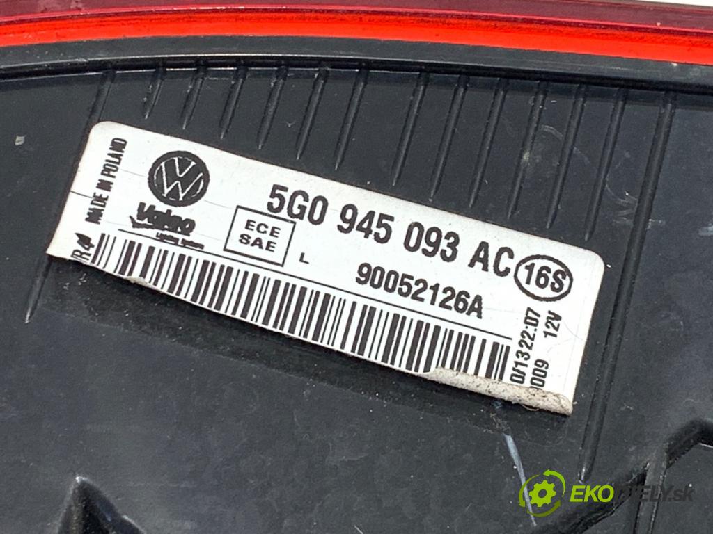 VW GOLF VII liftback 2013 110 kW 2.0 TDI 1968 Svetlo pravy zad vnútorná 5G0945093AC
