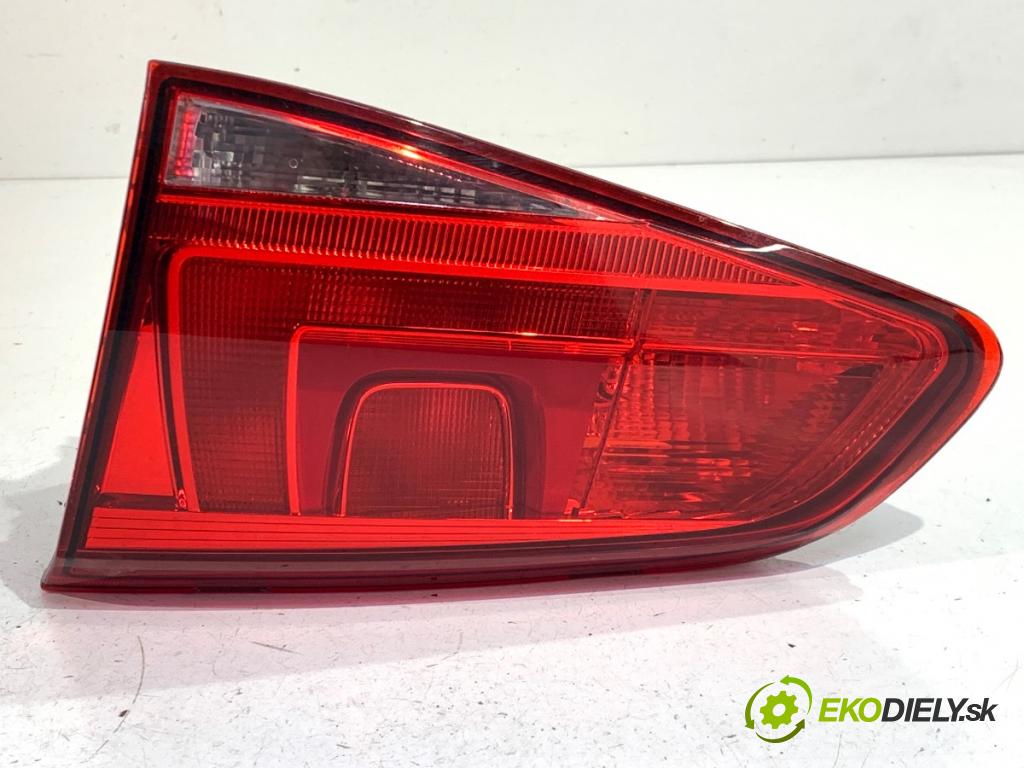 VW GOLF VII liftback 2013 110 kW 2.0 TDI 1968 Svetlo ľavy zad vnútorná 5G0945094AC