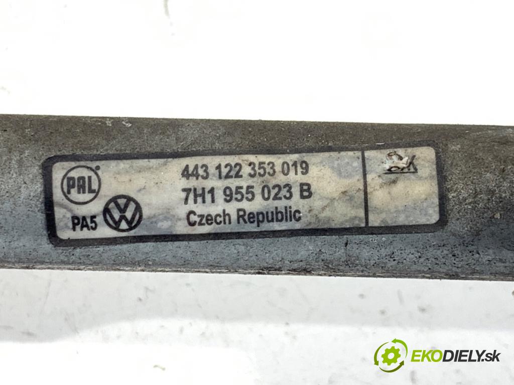 VW TRANSPORTER T5 Autobus 2009 96 kW 2.5 TDI 2461 mechanismus stěračů přední část 7E1955113 (Motorek stěračů přední)