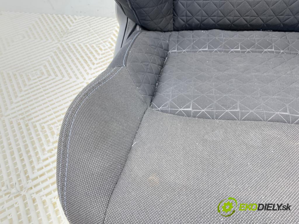 TOYOTA C-HR SUV 2020 85 kW 1.2 (NGX10_) 1197 Sedadlo pravy predný