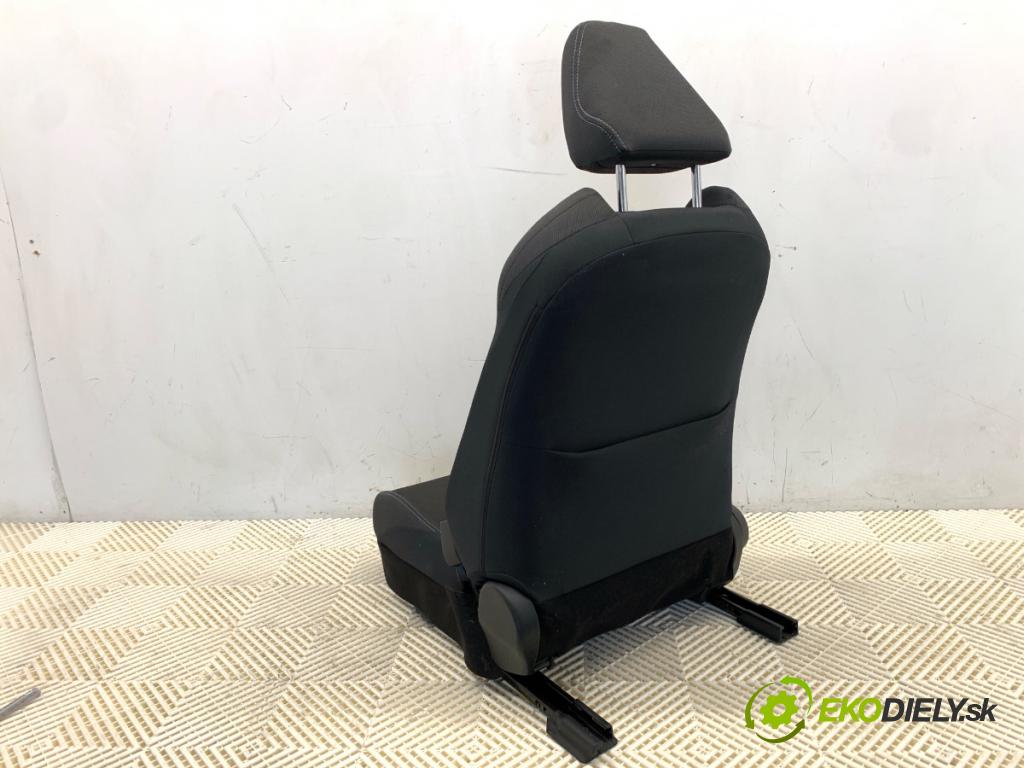 TOYOTA C-HR SUV 2020 85 kW 1.2 (NGX10_) 1197 Sedadlo pravy predný