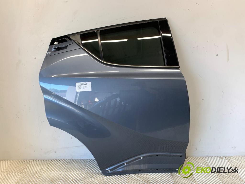 TOYOTA C-HR SUV 2020 85 kW 1.2 (NGX10_) 1197 dveře pravý zadní část 
