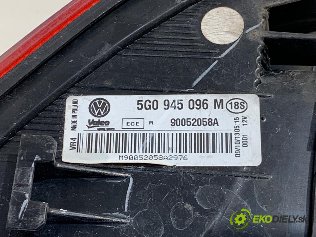 VW GOLF VII liftback 2013 110 kW 2.0 TDI 1968 Svetlo pravy zad 5G0945096M