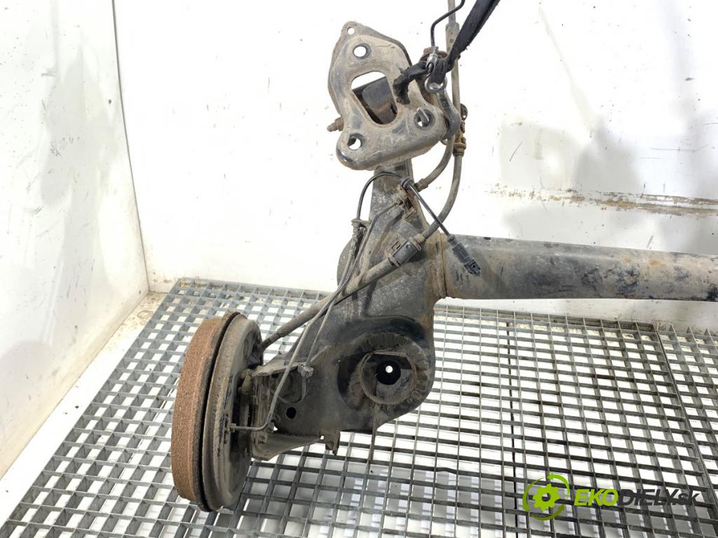 FIAT PUNTO EVO liftback 2010 57 kW 1.4 (199AXB1A) 1368 Výstuha zad 51804554