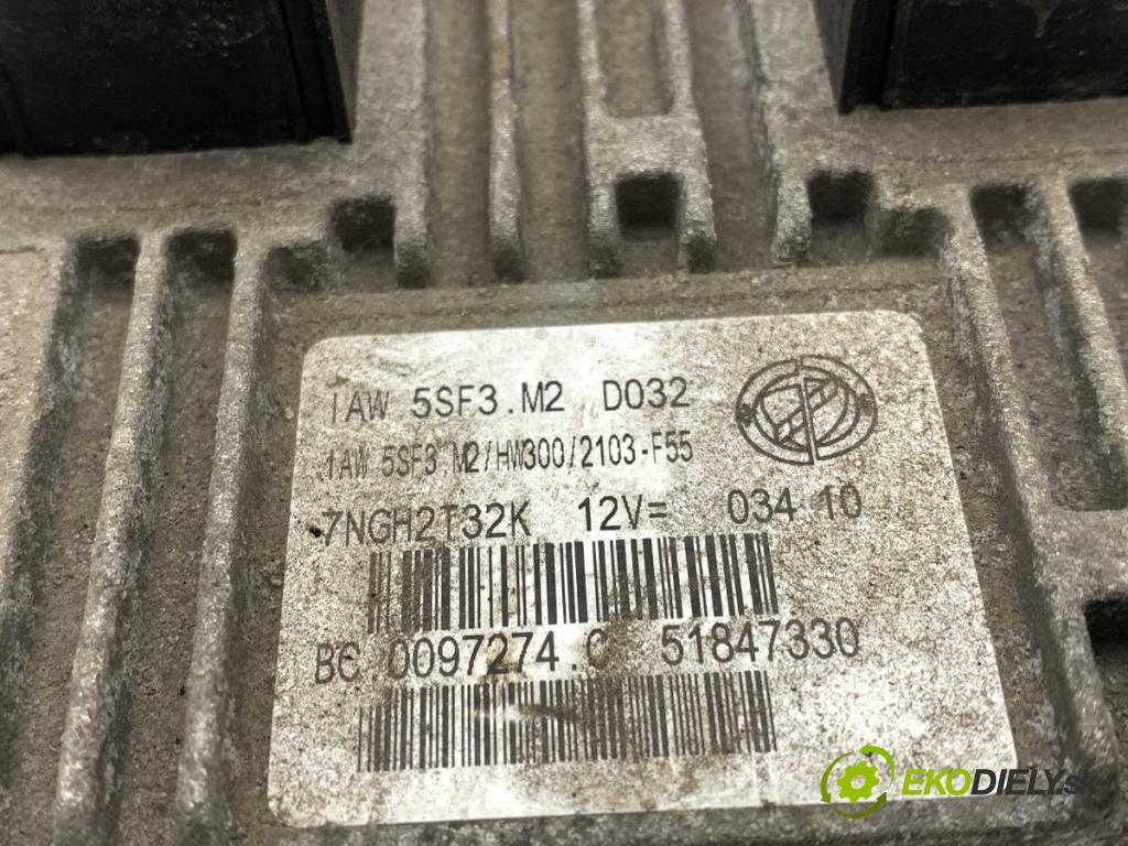 FIAT PUNTO EVO liftback 2010 57 kW 1.4 (199AXB1A) 1368 řídící jednotka motora 51847330 (Řídicí jednotka)