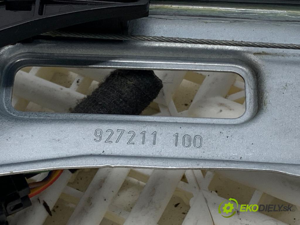 OPEL ZAFIRA C nadwozie wielkoprzestrzenne (MPV) 2019 96 kW 2.0 CDTi (75) 1956 mechanismus okna levý zadní část 13260141