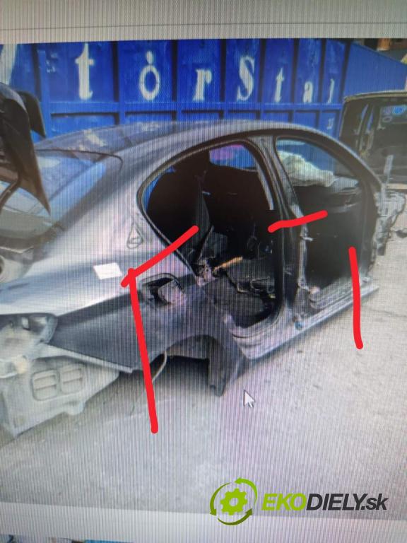 FIAT TIPO liftback 2017 70 kW 1.4 (356HXA1B) 1368 karoséria ČTVRŤÁK: Blatník v pravo: prah 