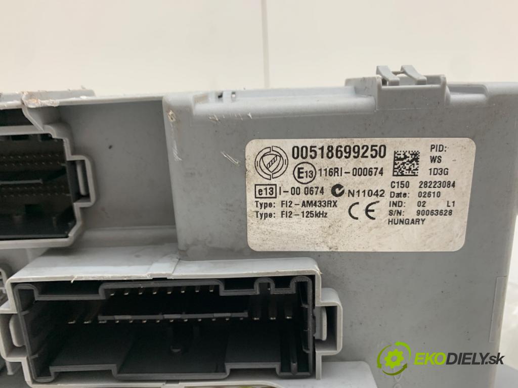 FIAT PUNTO EVO liftback 2010 57 kW 1.4 (199AXB1A) 1368 Modul BSI 00518699250 (Poistková skrinka)