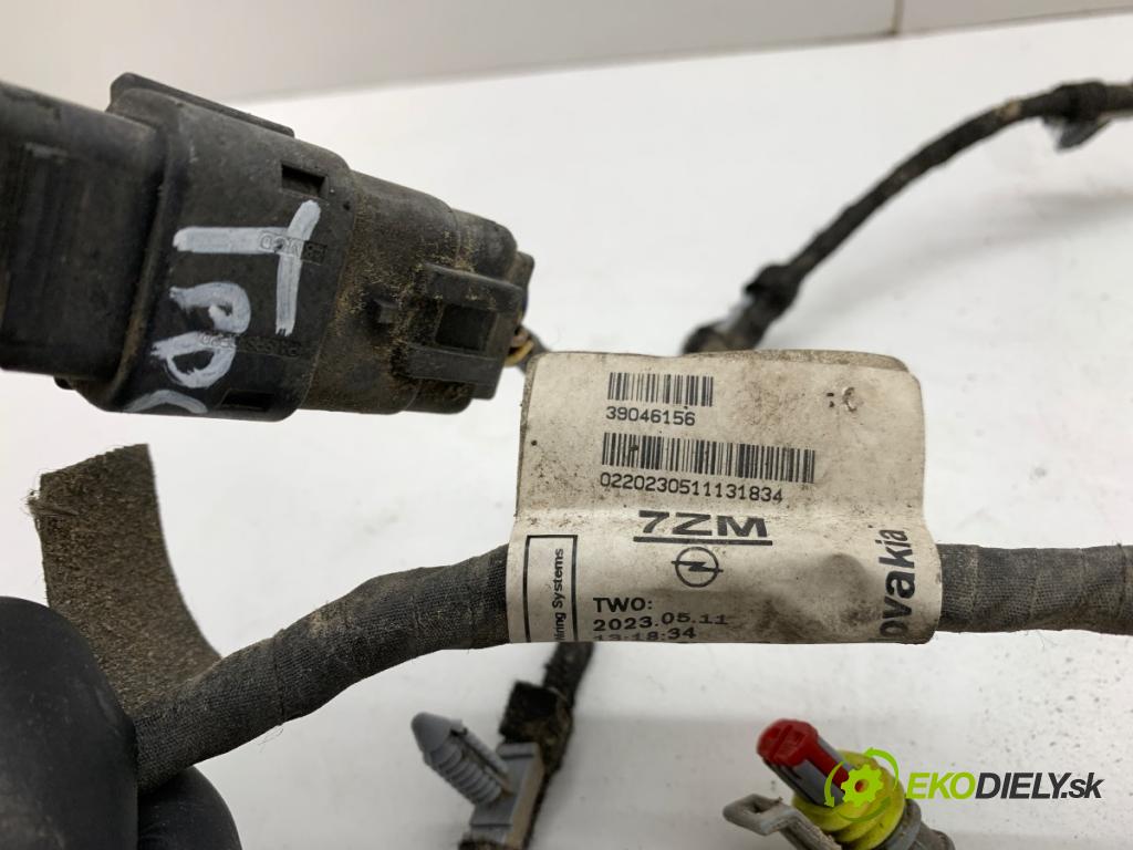 OPEL ZAFIRA C nadwozie wielkoprzestrzenne (MPV) 2019 96 kW 2.0 CDTi (75) 1956 káblovačka PDC zadní část 39046156