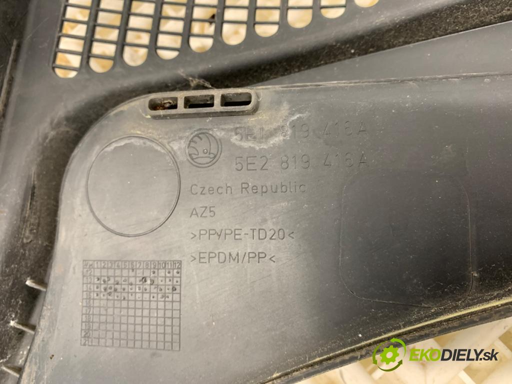 SKODA OCTAVIA III Kombi 2015 110 kW 2.0 TDI 1968 torpédo plast pod čelní okno 5E1819416A (Plast pod čelním sklem)
