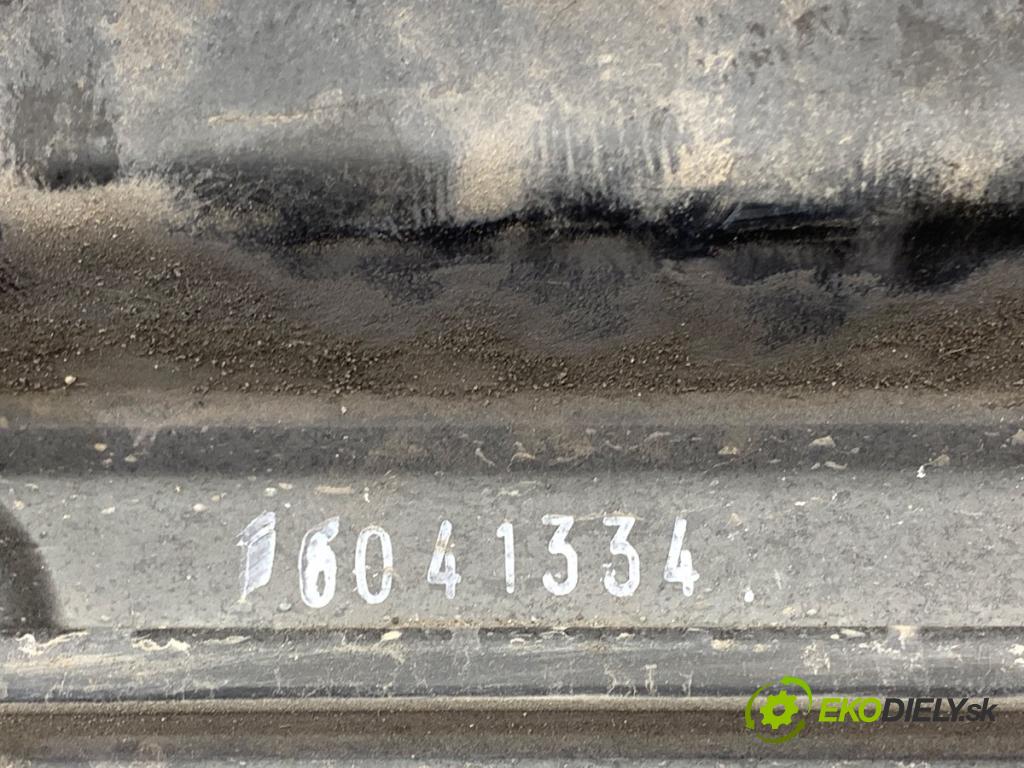 HYUNDAI i30 liftback 2013 81 kW 1.6 CRDi 1582 Výstuha nárazníka zad 86631-A6000 (Výstuha zadná)