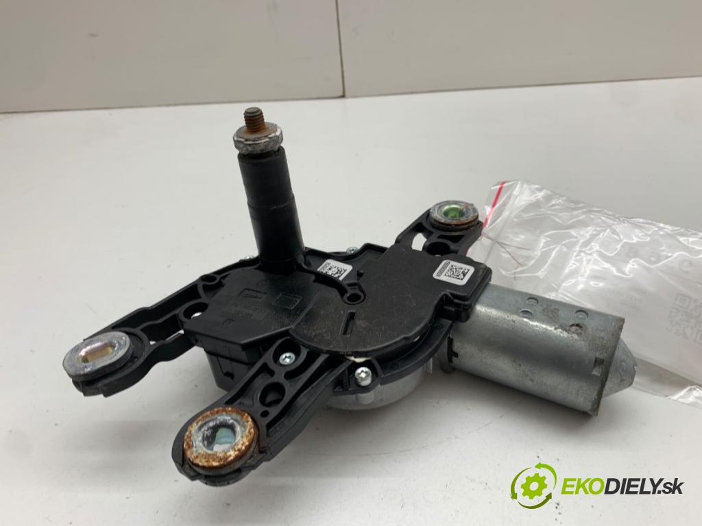 VW GOLF VII Kombi 2020 85 kW 1.6 TDI 1598 motor stěračů zadní část 5Q0955711C