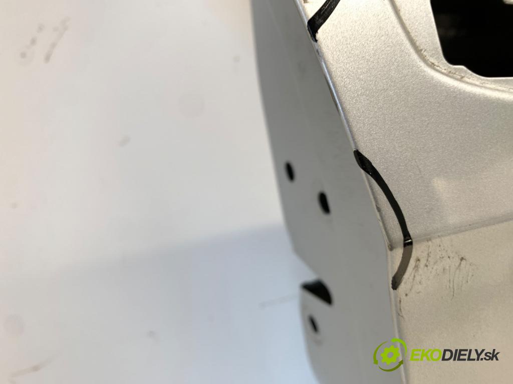 VW GOLF VII Kombi 2020 85 kW 1.6 TDI 1598 Dvere pravy predný