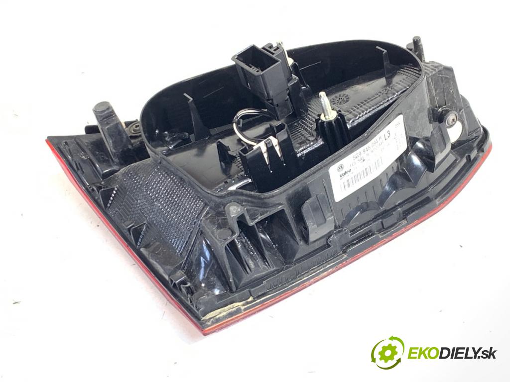 VW GOLF VII Kombi 2020 85 kW 1.6 TDI 1598 Svetlo ľavy zad vnútorná 5G9945094H