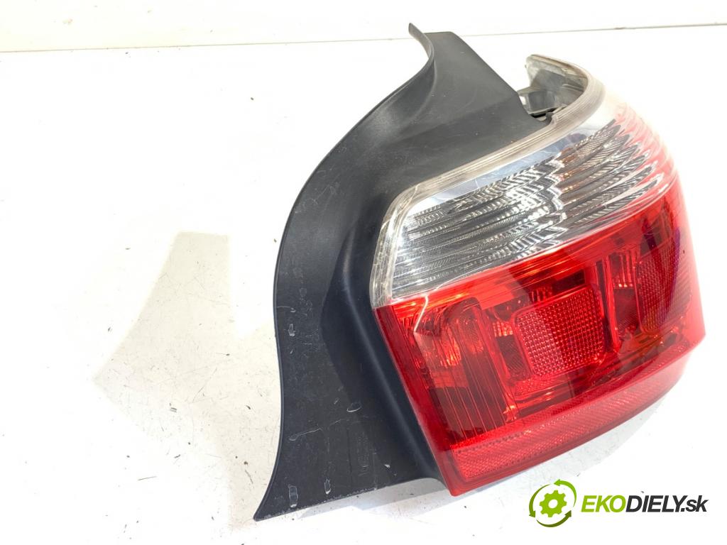 CITROEN C-ELYSEE sedan 2013 85 kW 1.6 VTi 115 1587 Svetlo pravy zad 9674809180