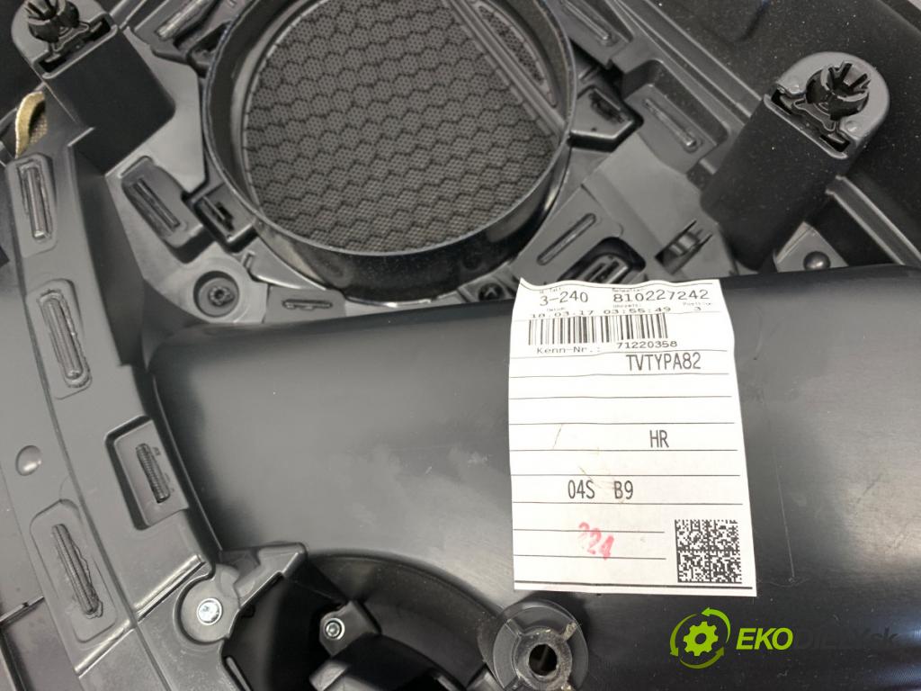 AUDI A4 B9 Kombi 2017 140 kW 2.0 TDI quattro 1968 čalúnenie Dvere pravy zad