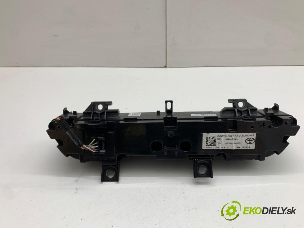 TOYOTA C-HR SUV 2020 85 kW 1.2 (NGX10_) 1197 Panel ovládaní topení 55900-F4400 (Páčky pod volantem)
