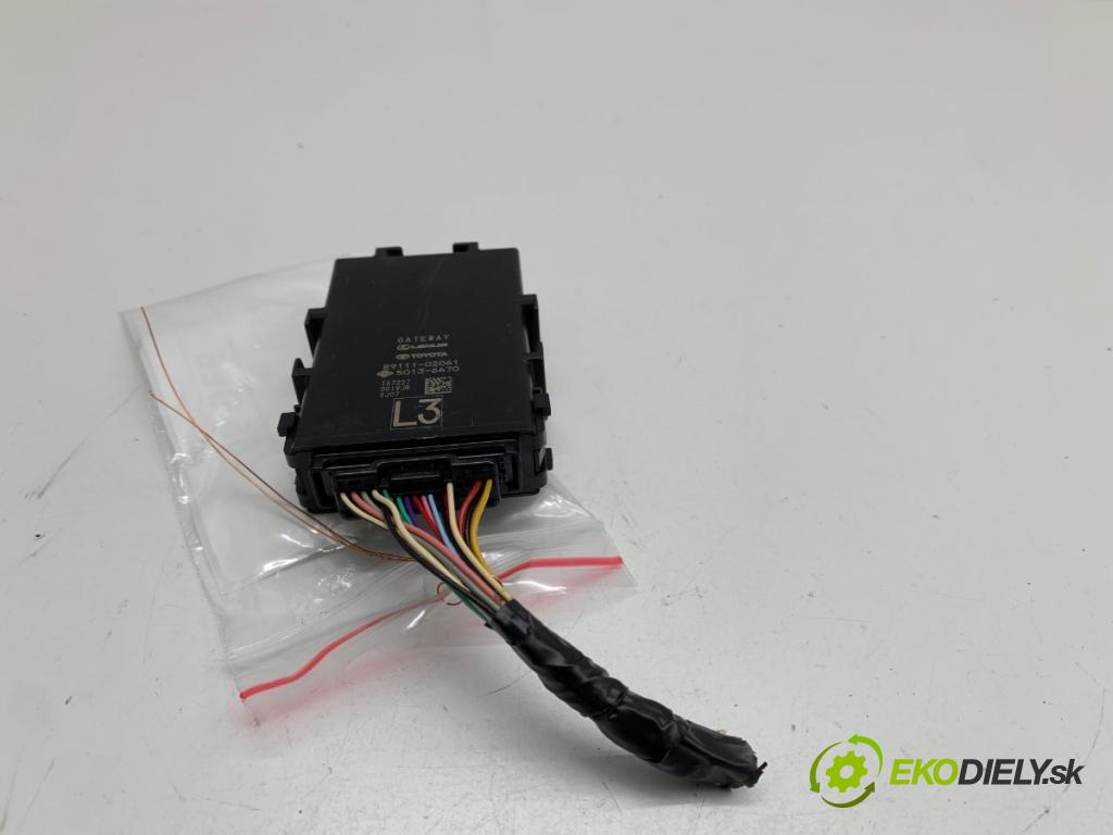TOYOTA C-HR SUV 2020 85 kW 1.2 (NGX10_) 1197 modul GATEWAY 89111-02061