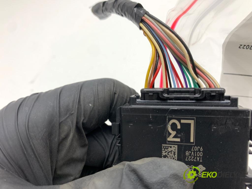 TOYOTA C-HR SUV 2020 85 kW 1.2 (NGX10_) 1197 modul GATEWAY 89111-02061