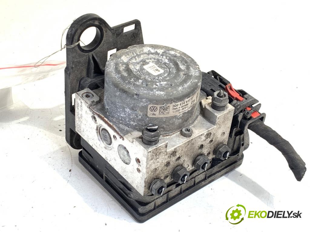 SKODA OCTAVIA III Kombi 2015 110 kW 2.0 TDI 1968 pumpa ABS 3Q0614517T (Pumpa ABS)