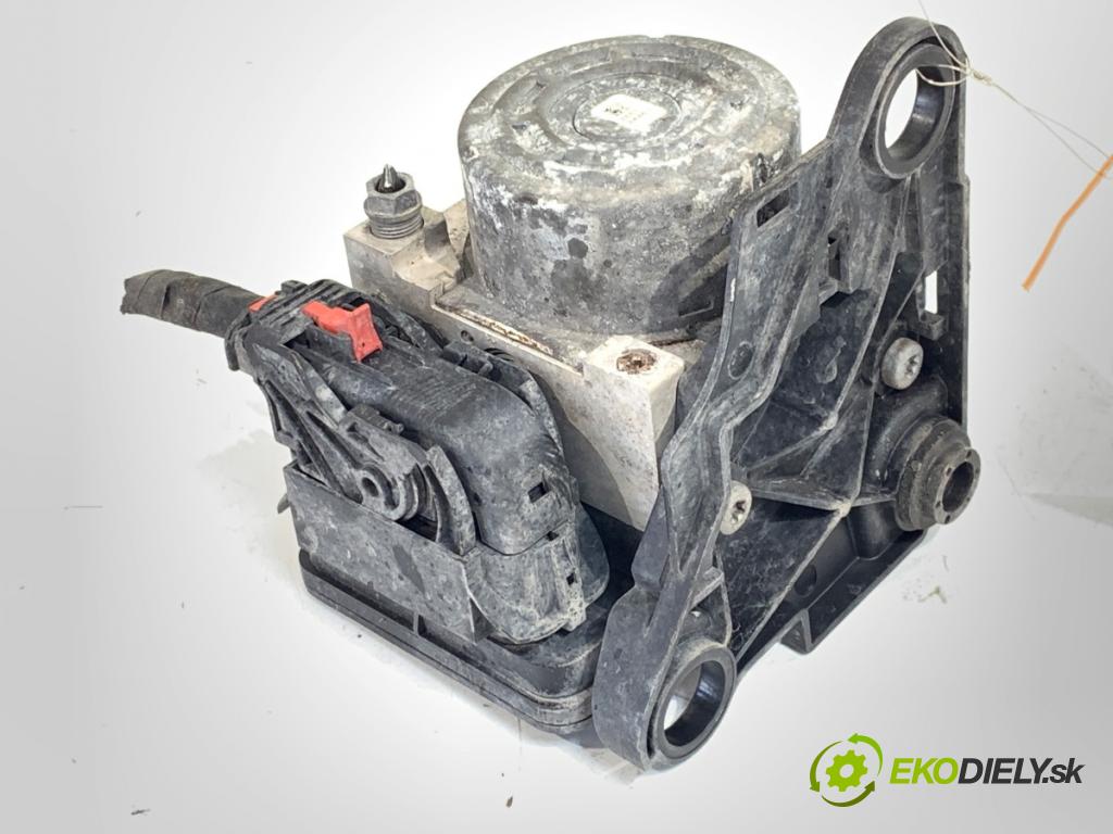 SKODA OCTAVIA III Kombi 2015 110 kW 2.0 TDI 1968 pumpa ABS 3Q0614517T (Pumpa ABS)