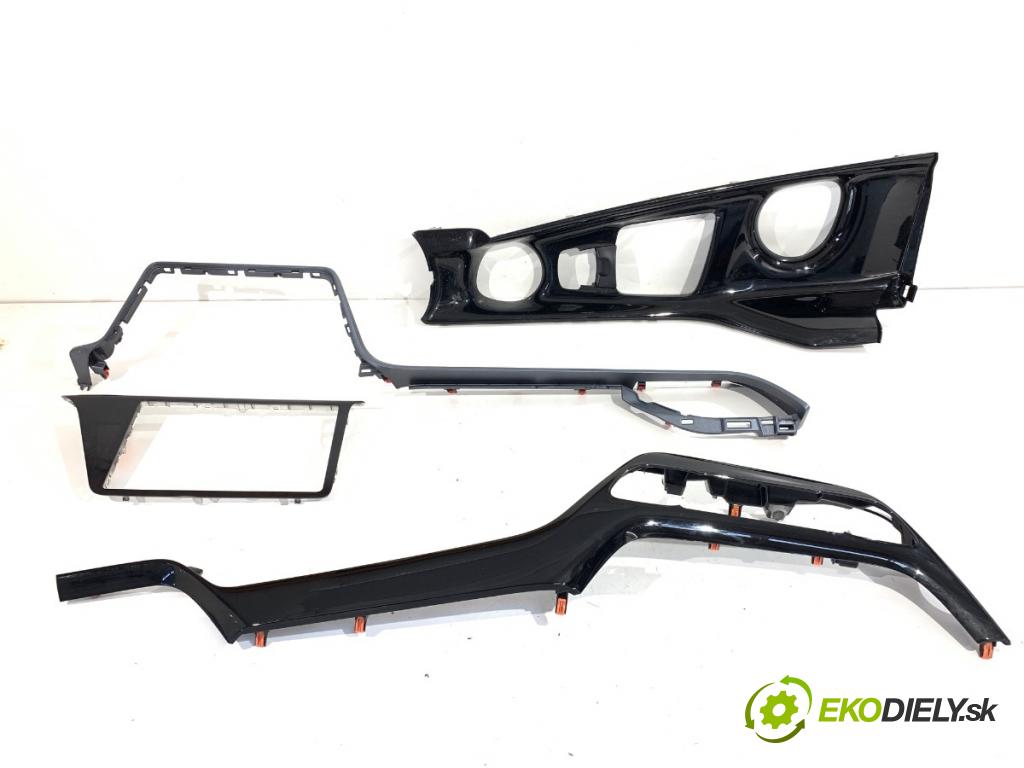 TOYOTA C-HR SUV 2020 85 kW 1.2 (NGX10_) 1197 lišty kryt 58804-F4051 (Lišta)