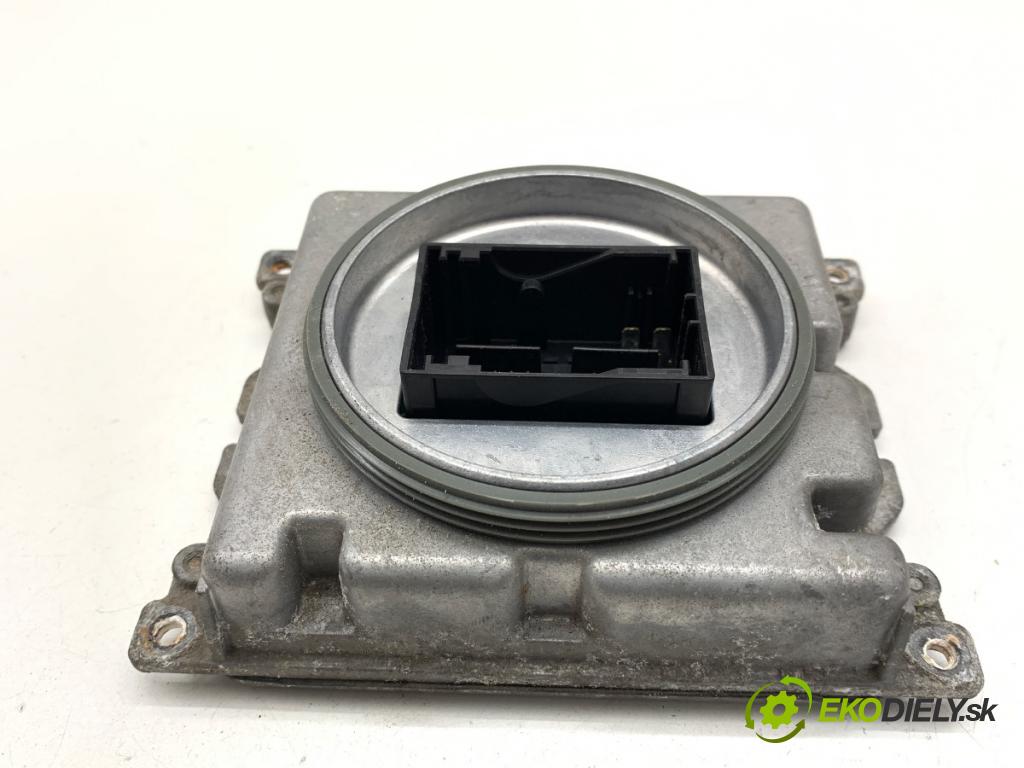 AUDI A4 B9 Kombi 2017 140 kW 2.0 TDI quattro 1968 měnič XENON 7PP941571B (Řídící jednotka xenonu)