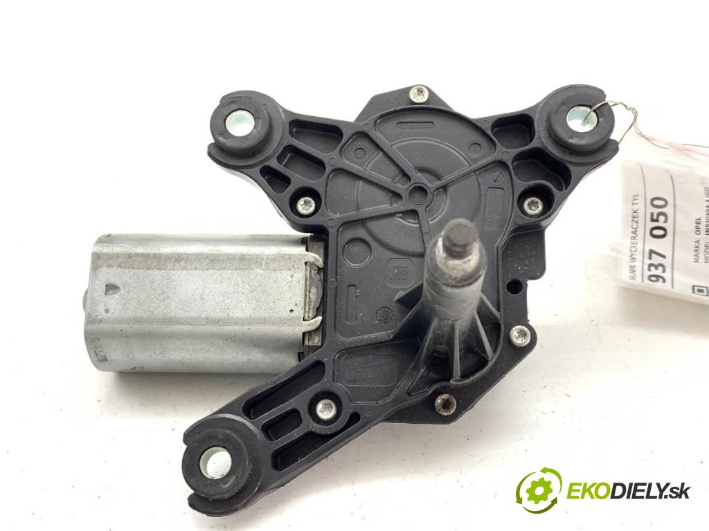 OPEL INSIGNIA A liftback 2010 96 kW 2.0 CDTI (68) 1956 Motor stieračov zad