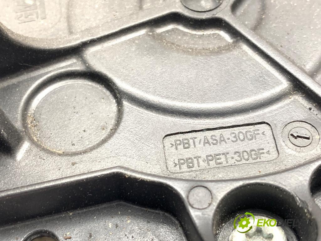 OPEL INSIGNIA A liftback 2010 96 kW 2.0 CDTI (68) 1956 Motor stieračov zad