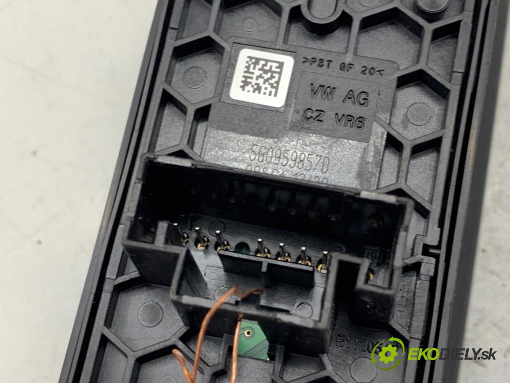 VW GOLF VII Kombi 2020 85 kW 1.6 TDI 1598 přepínač oken 5G0959857D (Páčky pod volantem)