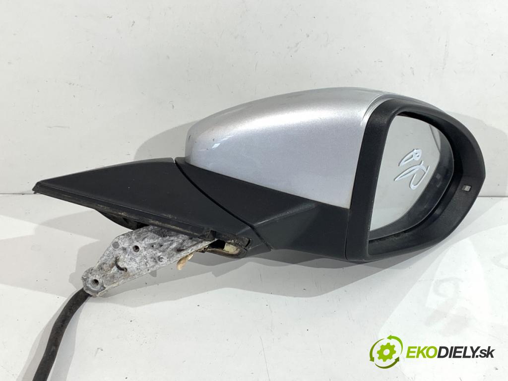 VW GOLF VII Kombi 2020 85 kW 1.6 TDI 1598 Spätné zrkadlo pravy 