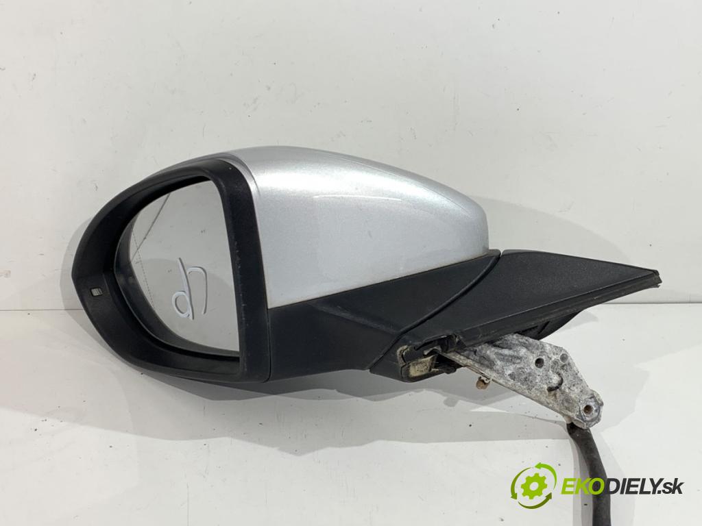 VW GOLF VII Kombi 2020 85 kW 1.6 TDI 1598 Spätné zrkadlo ľavy 