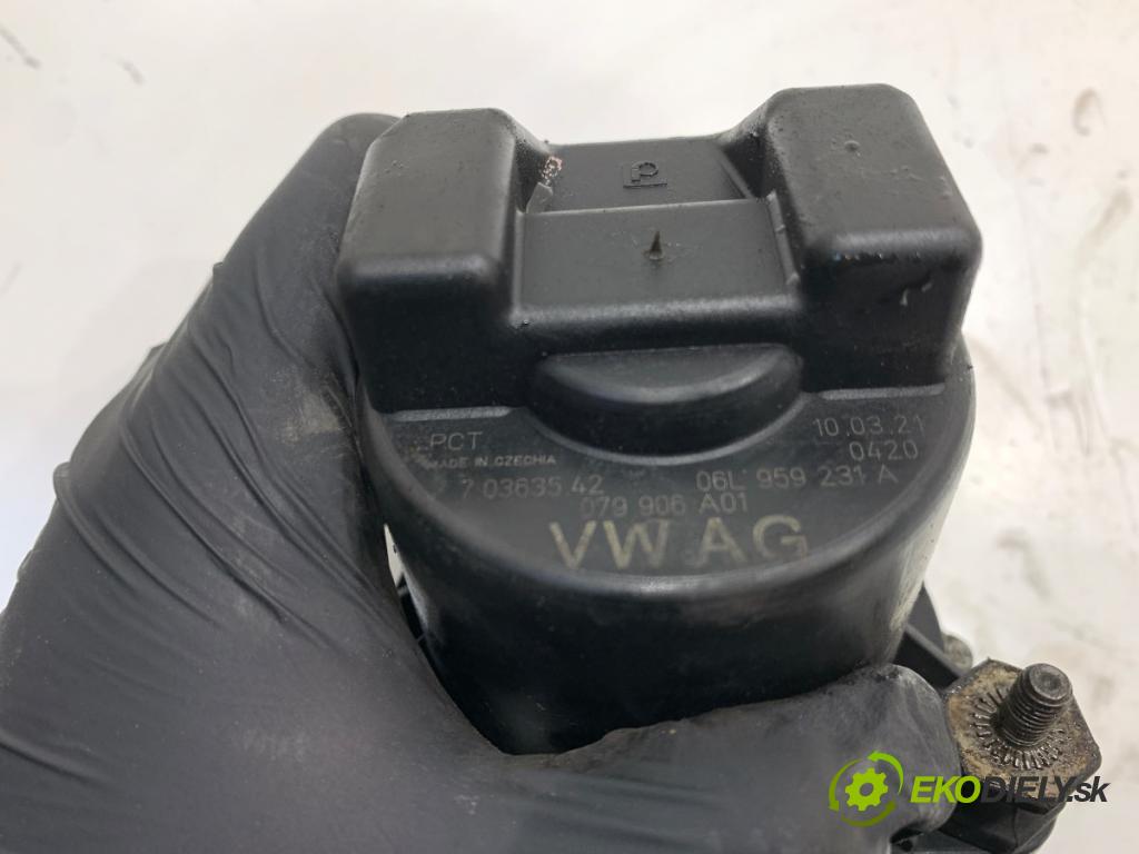 AUDI Q5 FY SUV 2021 195 kW 45 TFSI Mild Hybrid quattro 1984 pumpa vzduchu sekundárního 06L959231A (Topení, ventilace ostatní)