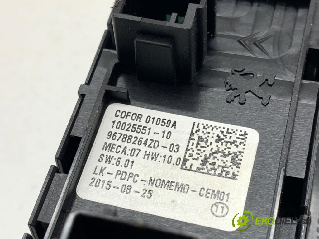 CITROEN C4 PICASSO II nadwozie wielkoprzestrzenne (MPV) 2015 121 kW 1.6 THP 165 1598 přepínač oken 96788264ZD (Páčky pod volantem)
