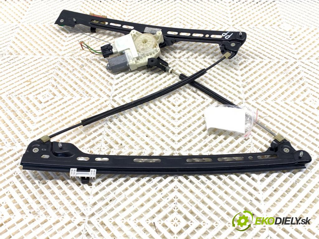 CITROEN C4 PICASSO II nadwozie wielkoprzestrzenne (MPV) 2015 121 kW 1.6 THP 165 1598 Mechanizmus okna pravy predný 9675924680