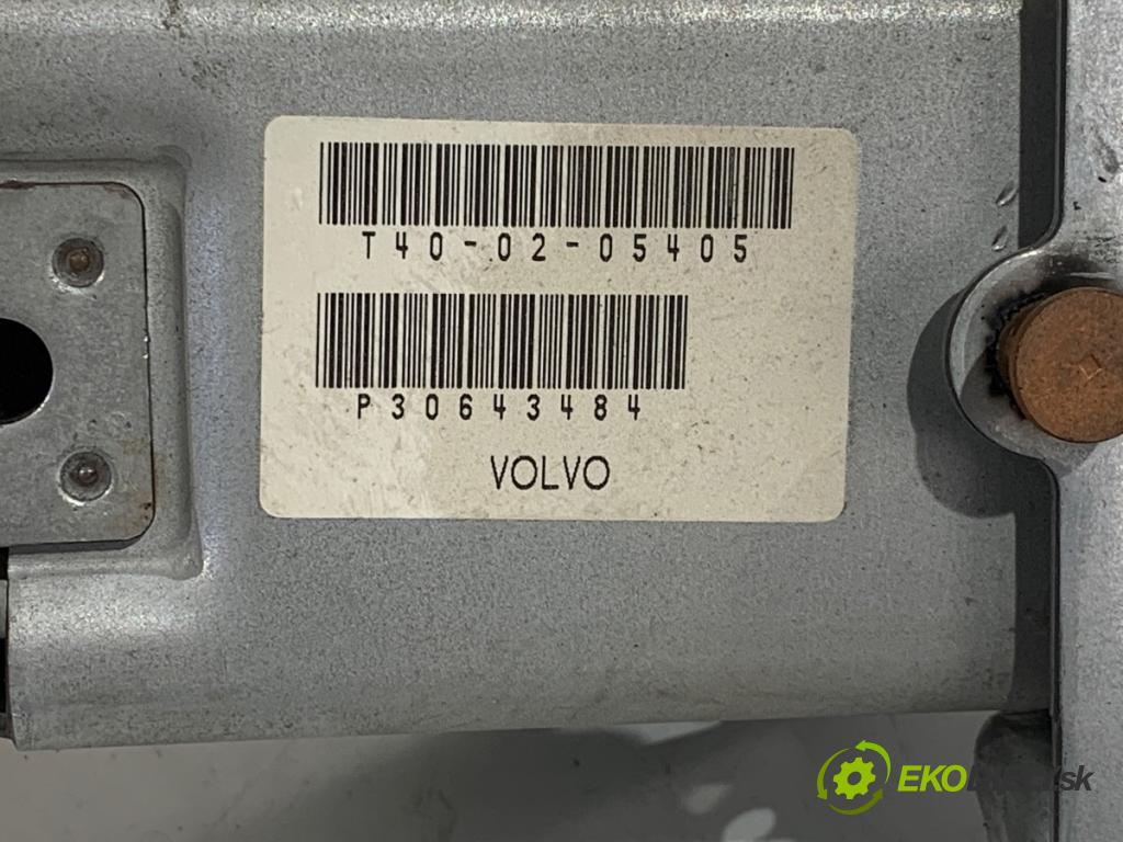 VOLVO XC90 I SUV 2003 154 kW 2.5 T AWD 2497 Hriadeľ, tyč volantu spinačka P30643484