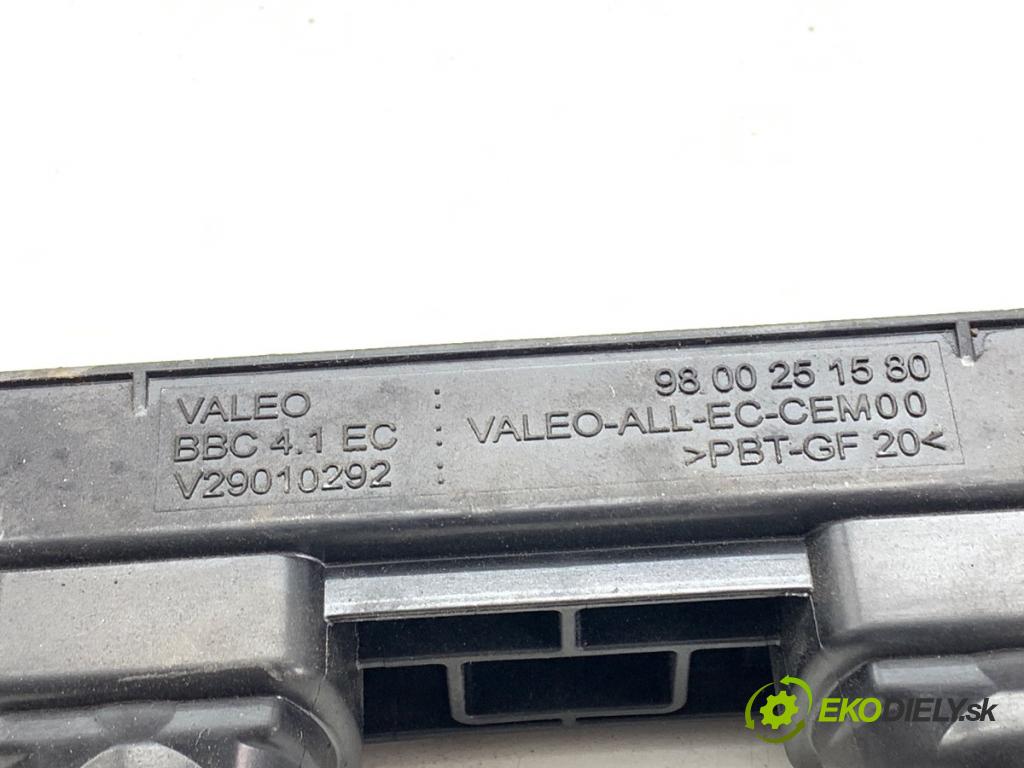 CITROEN C-ELYSEE sedan 2013 85 kW 1.6 VTi 115 1587 Cievka zapaľovacia 9800251580 (Zapaľovacia cievka)