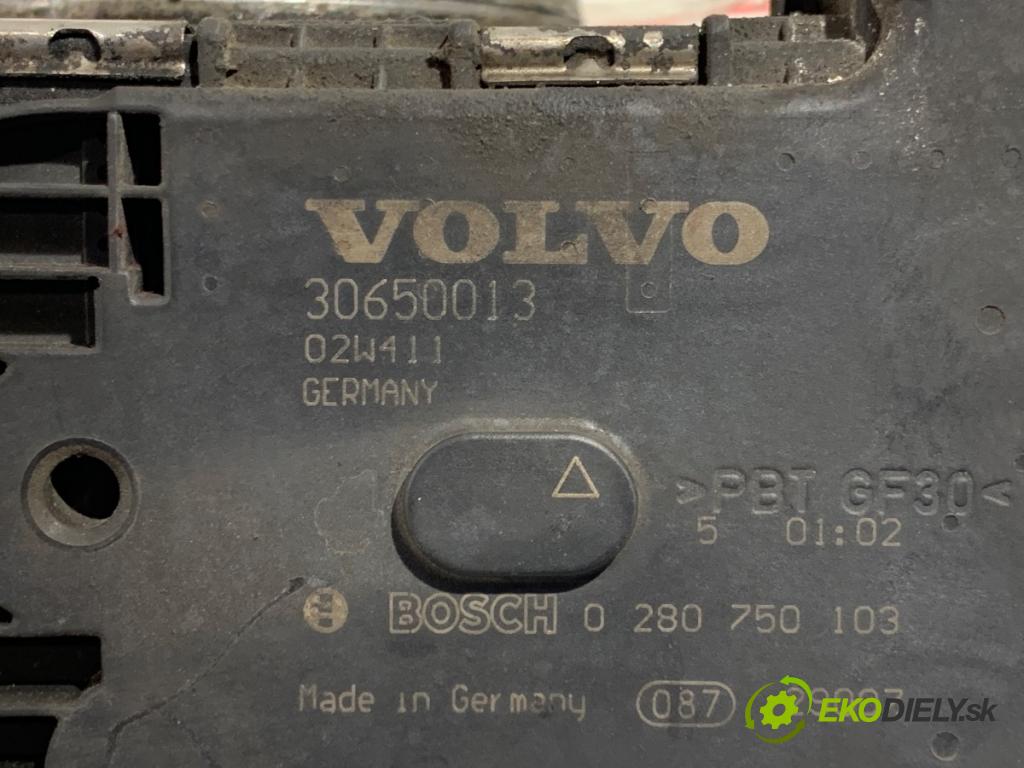 VOLVO XC90 I SUV 2003 154 kW 2.5 T AWD 2497 škrtíci klapka 30650013 (Škrticí klapka)