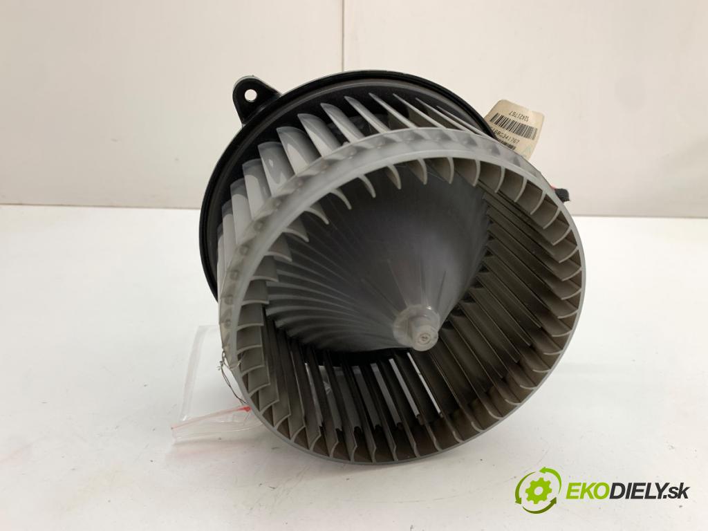 OPEL INSIGNIA A liftback 2010 96 kW 2.0 CDTI (68) 1956 ventilátor kúrenia 5242673401