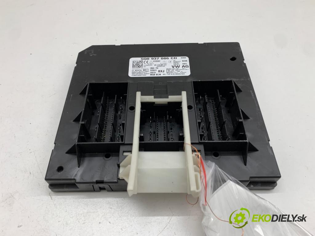 VW GOLF VII Kombi 2020 85 kW 1.6 TDI 1598 Modul komfortu 5Q0937086CD (Modul komfortu)
